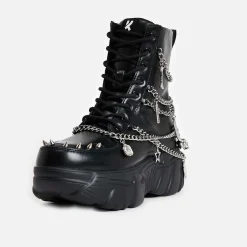 Boned Catch Black Mystic Charm Boots